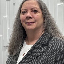 Suzanne Heil